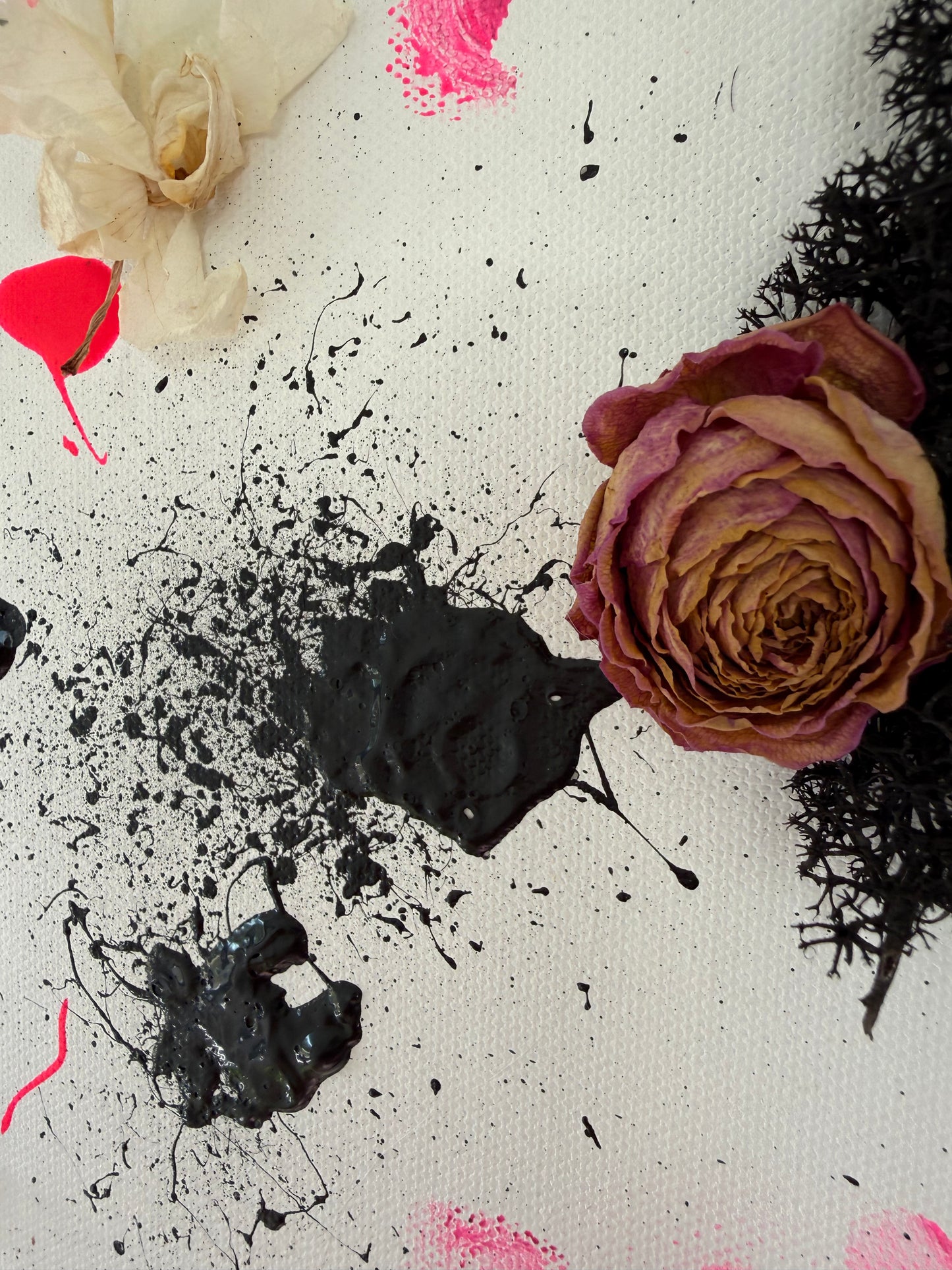 Electric Bloom | Oryginalny obraz mixed media 60×90 cm