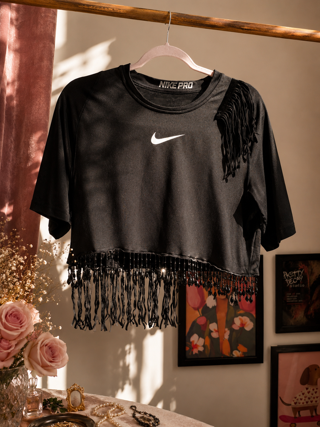 Nike Dri-FIT Crop Top z Frędzlami | Ręcznie Przerobiony | One of One | Pretty Decay Studio