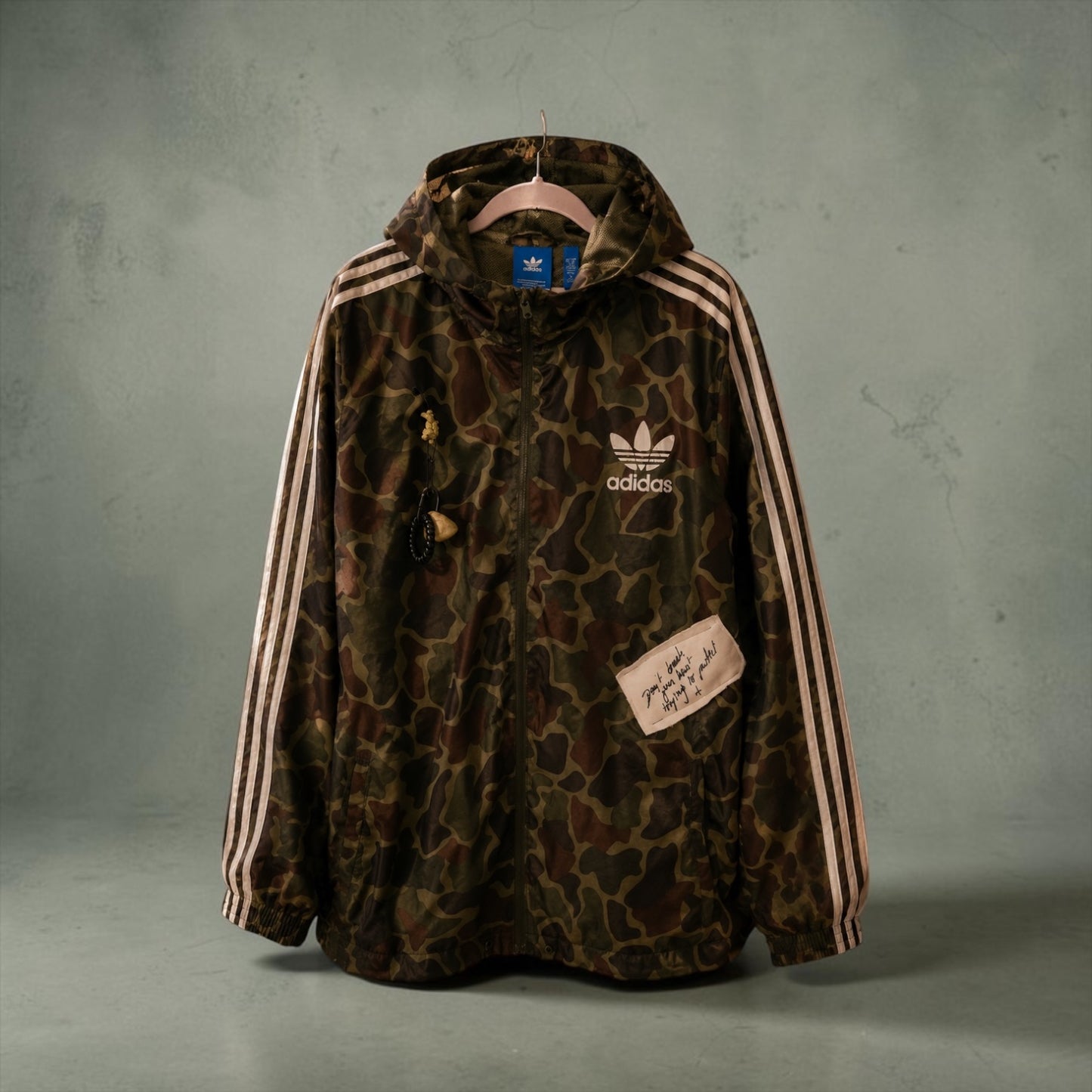 Kurtka Adidas Originals Moro | One of One | Ręcznie przerobiona | Upcycling | Pretty Decay Studio